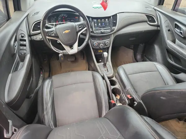 KL7CJLSB4JB726246 2018 CHEVROLET TRAX - Image 8