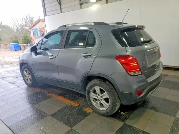 KL7CJLSB4KB739712 2019 CHEVROLET TRAX - Image 2