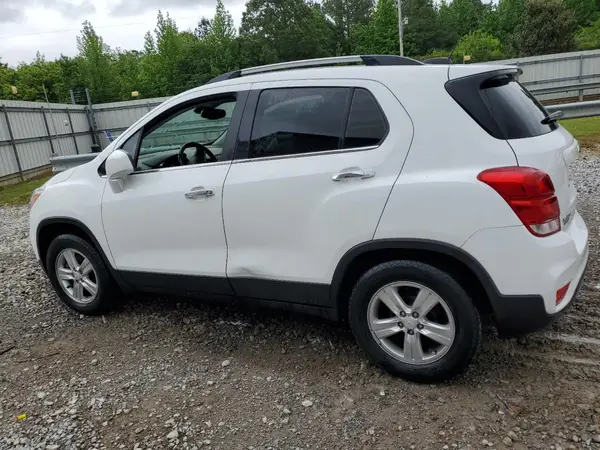 KL7CJLSB4KB753402 2019 CHEVROLET TRAX - Image 2