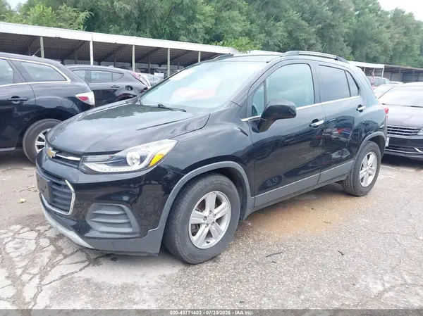 KL7CJLSB4KB760205 2019 CHEVROLET TRAX - Image 2