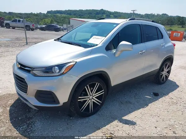 KL7CJLSB4KB783273 2019 CHEVROLET TRAX - Image 2