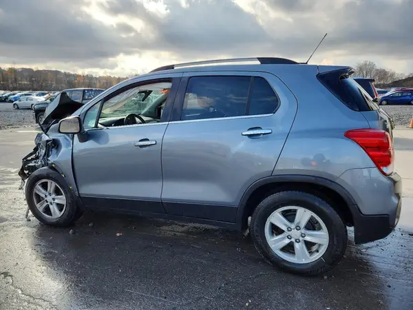 KL7CJLSB4KB783760 2019 CHEVROLET TRAX - Image 2