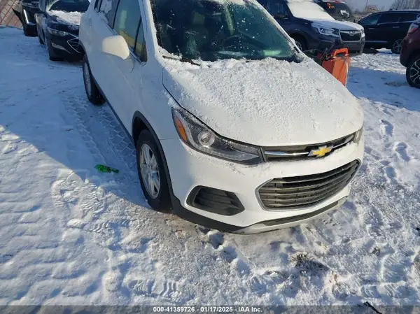 KL7CJLSB4KB788005 2019 CHEVROLET TRAX - Image 1