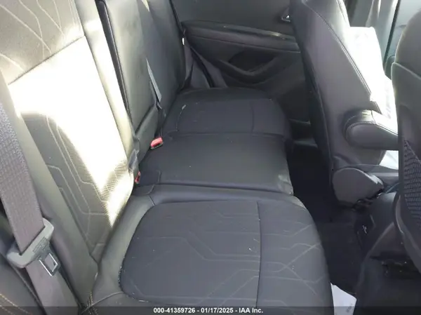 KL7CJLSB4KB788005 2019 CHEVROLET TRAX - Image 8