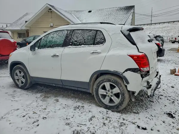 KL7CJLSB4KB795911 2019 CHEVROLET TRAX - Image 2