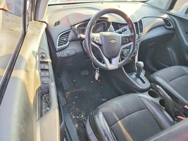 KL7CJLSB4KB823772 2019 CHEVROLET TRAX - Image 8