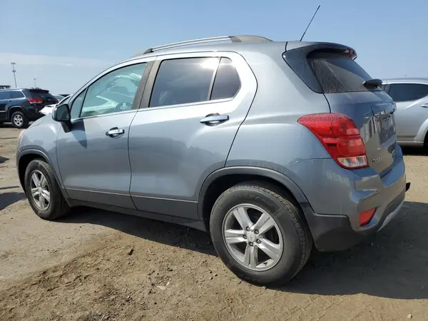 KL7CJLSB4KB843455 2019 CHEVROLET TRAX - Image 2