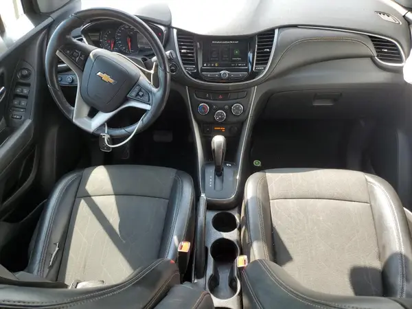 KL7CJLSB4KB843455 2019 CHEVROLET TRAX - Image 8
