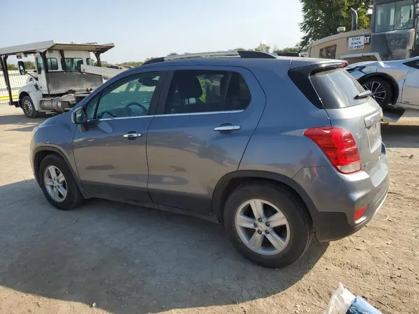 KL7CJLSB4KB878979 2019 CHEVROLET TRAX - Image 2