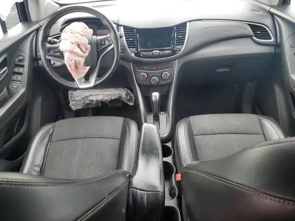 KL7CJLSB4KB895717 2019 CHEVROLET TRAX - Image 8