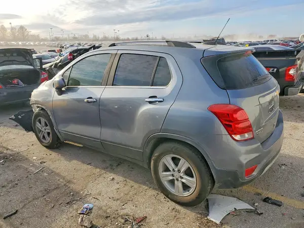 KL7CJLSB4KB905209 2019 CHEVROLET TRAX - Image 2