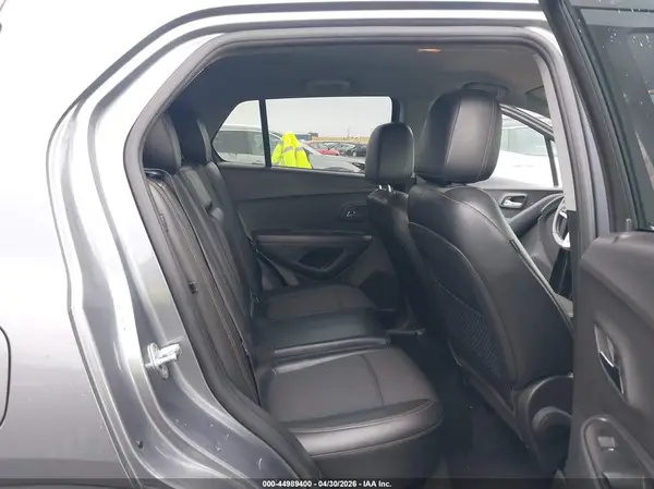 KL7CJLSB4KB907039 2019 CHEVROLET TRAX - Image 8
