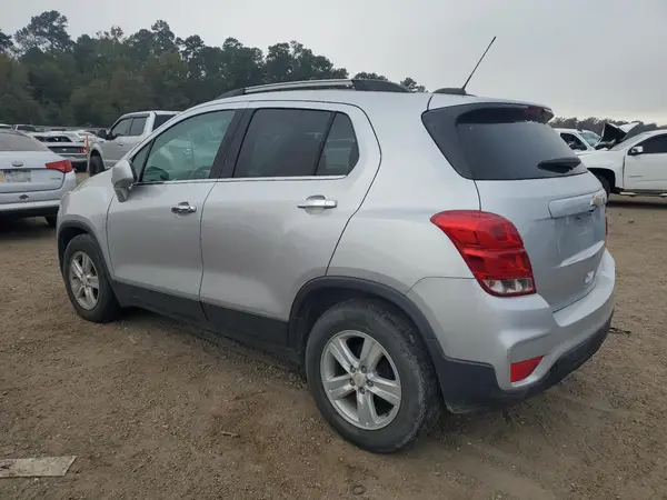 KL7CJLSB4KB907753 2019 CHEVROLET TRAX - Image 2