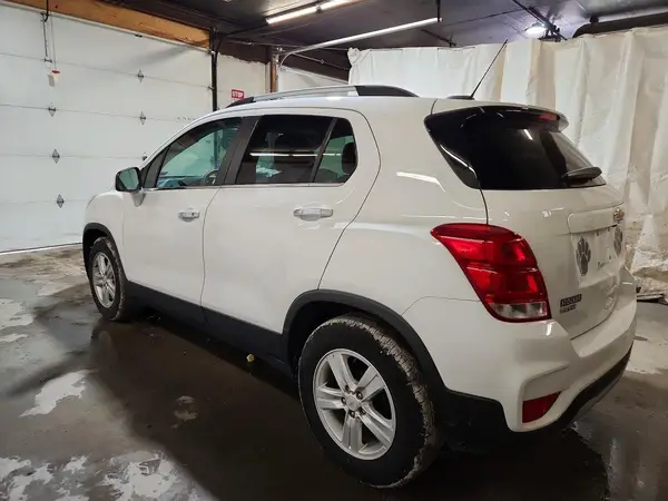KL7CJLSB4KB912077 2019 CHEVROLET TRAX - Image 2