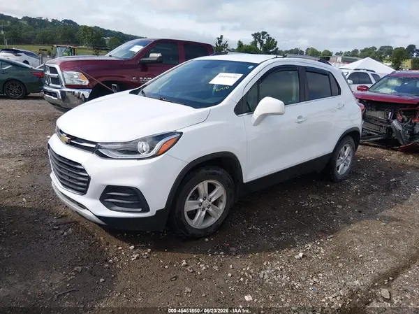 KL7CJLSB4KB913407 2019 CHEVROLET TRAX - Image 2