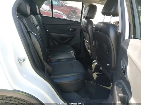 KL7CJLSB4KB935553 2019 CHEVROLET TRAX - Image 8