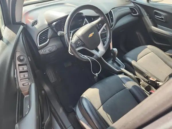 KL7CJLSB4KB938260 2019 CHEVROLET TRAX - Image 8