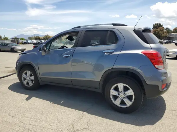 KL7CJLSB4KB941661 2019 CHEVROLET TRAX - Image 2
