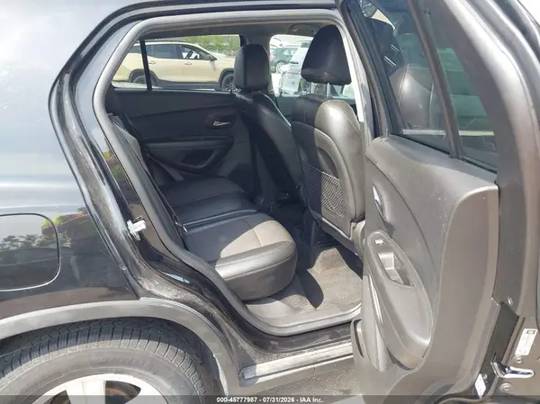 KL7CJLSB4KB945354 2019 CHEVROLET TRAX - Image 8