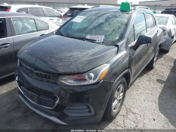 KL7CJLSB4KB947220 2019 CHEVROLET TRAX - Image 2