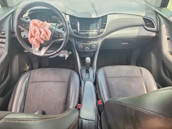 KL7CJLSB4KB960968 2019 CHEVROLET TRAX - Image 8