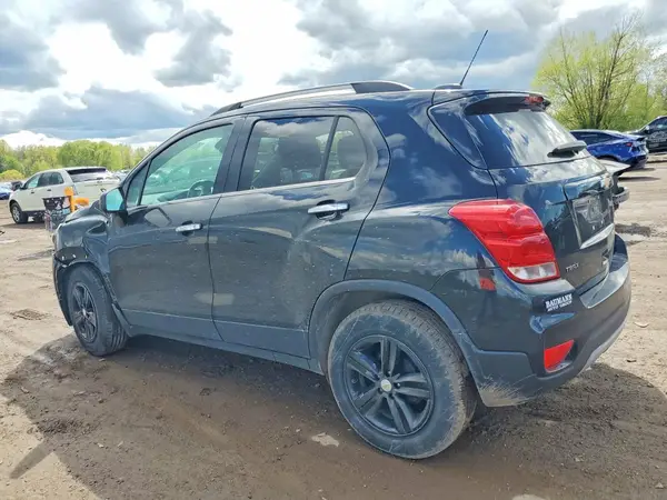 KL7CJLSB4LB004973 2020 CHEVROLET TRAX - Image 2