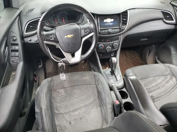 KL7CJLSB4LB027556 2020 CHEVROLET TRAX - Image 8