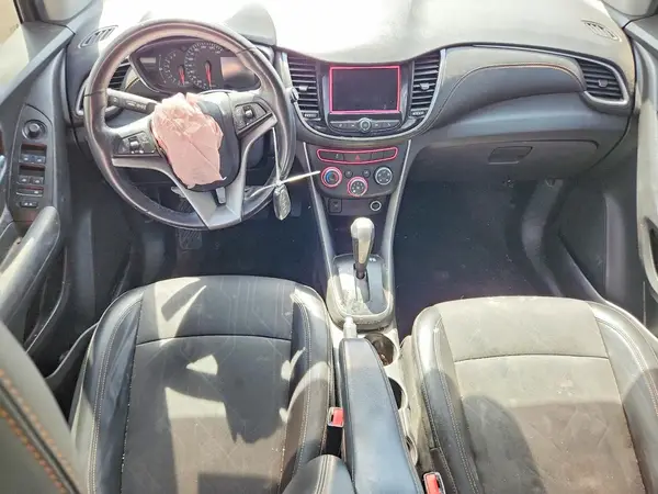 KL7CJLSB4LB031042 2020 CHEVROLET TRAX - Image 8