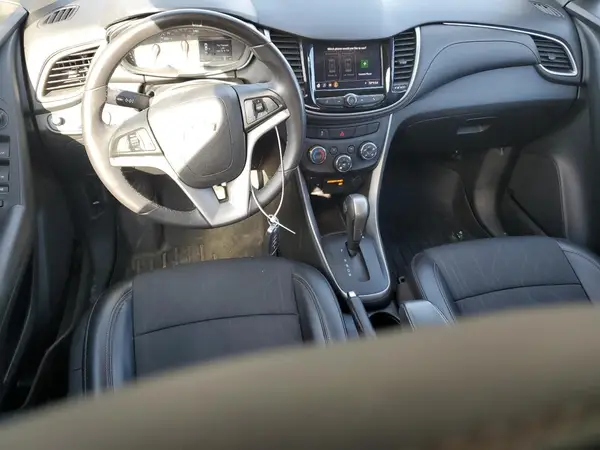 KL7CJLSB4LB031834 2020 CHEVROLET TRAX - Image 8