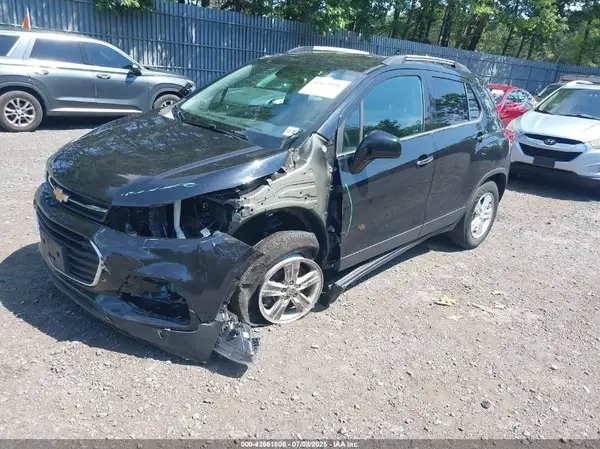 KL7CJLSB4LB089510 2020 CHEVROLET TRAX - Image 2