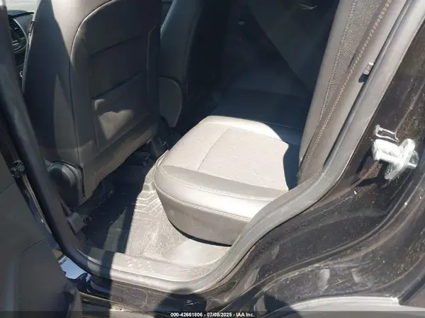 KL7CJLSB4LB089510 2020 CHEVROLET TRAX - Image 8