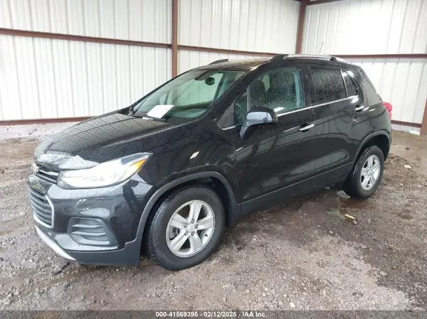 KL7CJLSB4LB092858 2020 CHEVROLET TRAX - Image 2