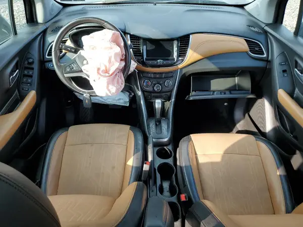 KL7CJLSB4LB332992 2020 CHEVROLET TRAX - Image 8