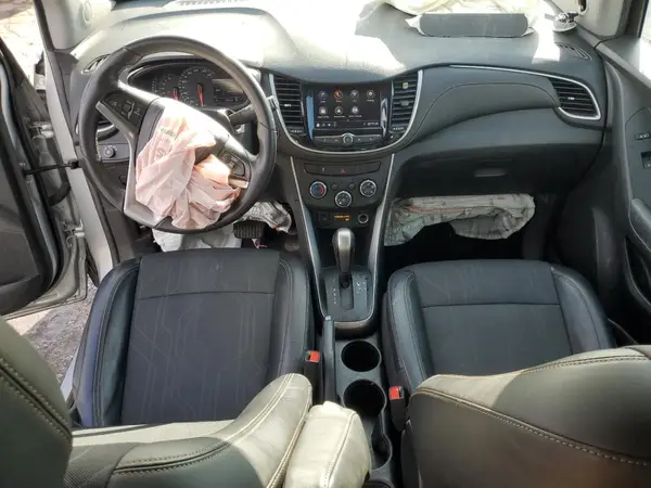 KL7CJLSB4LB335391 2020 CHEVROLET TRAX - Image 8