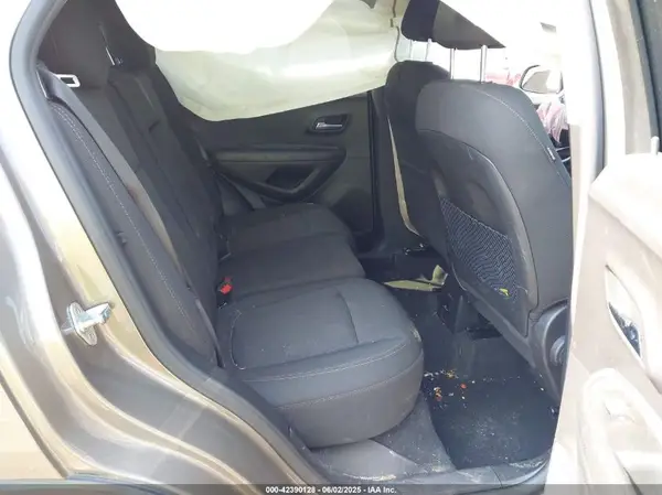 KL7CJLSB4LB343524 2020 CHEVROLET TRAX - Image 8