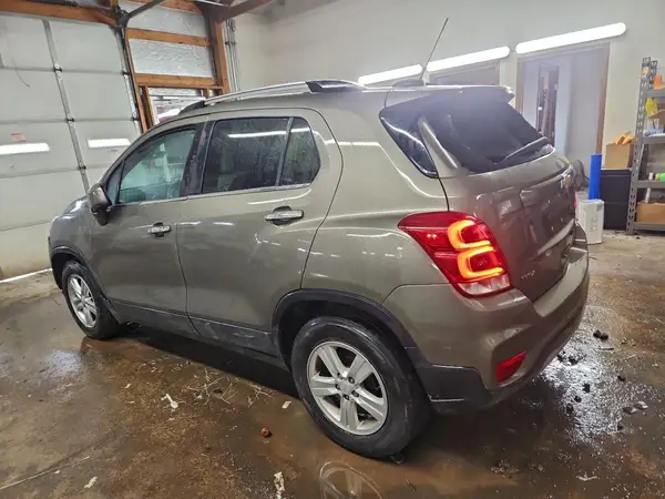 KL7CJLSB4LB346973 2020 CHEVROLET TRAX - Image 2