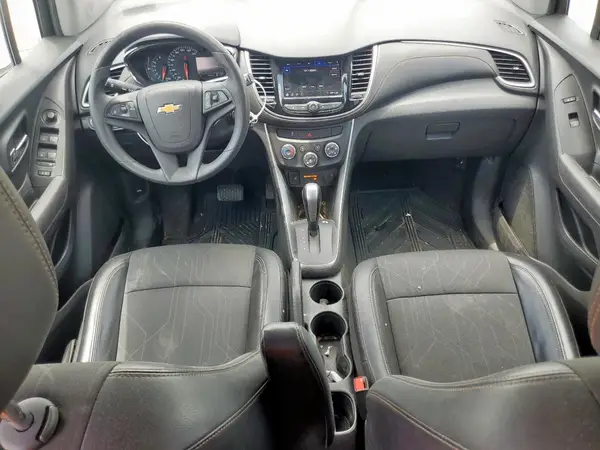 KL7CJLSB4MB304109 2021 CHEVROLET TRAX - Image 8