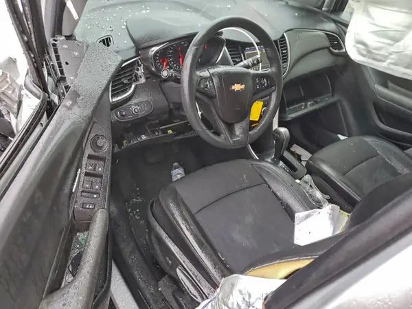 KL7CJLSB4MB304983 2021 CHEVROLET TRAX - Image 8