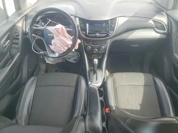 KL7CJLSB4MB307009 2021 CHEVROLET TRAX - Image 8