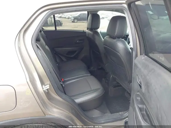 KL7CJLSB4MB336672 2021 CHEVROLET TRAX - Image 8