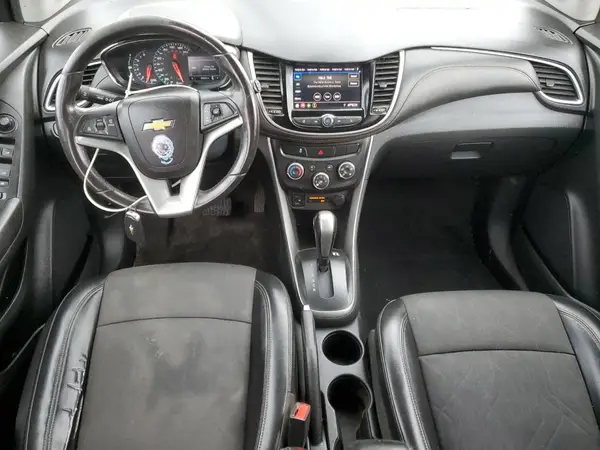KL7CJLSB4MB337806 2021 CHEVROLET TRAX - Image 8
