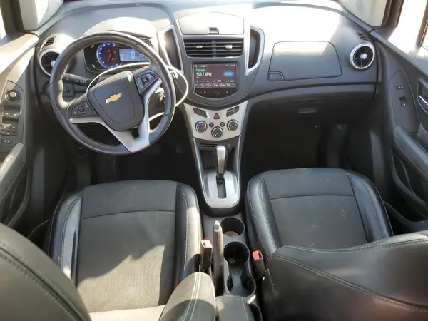 KL7CJLSB5GB543849 2016 CHEVROLET TRAX - Image 8