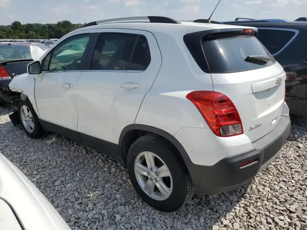 KL7CJLSB5GB576740 2016 CHEVROLET TRAX - Image 2