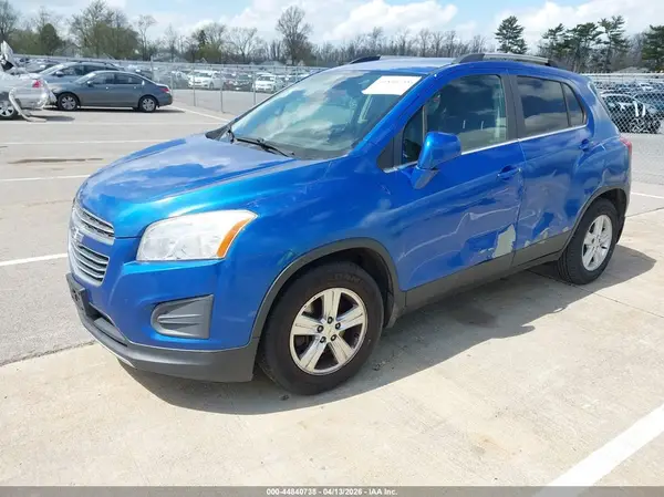 KL7CJLSB5GB595059 2016 CHEVROLET TRAX - Image 2