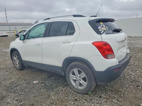 KL7CJLSB5GB664073 2016 CHEVROLET TRAX - Image 2