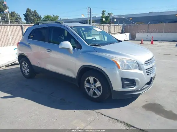KL7CJLSB5GB689149 2016 CHEVROLET TRAX - Image 1