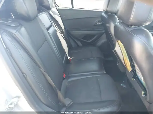 KL7CJLSB5GB689149 2016 CHEVROLET TRAX - Image 8