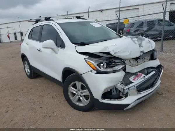 KL7CJLSB5HB089619 2017 CHEVROLET TRAX - Image 1
