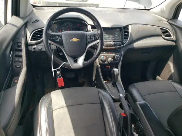 KL7CJLSB5HB098434 2017 CHEVROLET TRAX - Image 8