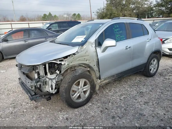 KL7CJLSB5HB099308 2017 CHEVROLET TRAX - Image 2